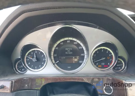 2010 Mercedes-Benz E 350 from USA, damaged, VIN WDDHF5GB1AA217757